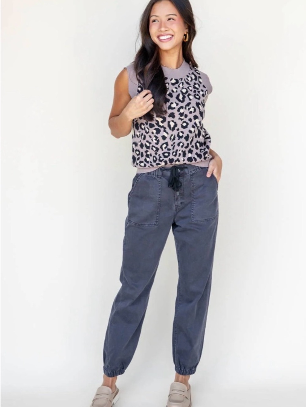 Moonlight Mist Dark Gray Charcoal Jogger Jeans Womens Large